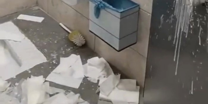 Hastanede, kamu malına zarar verildi